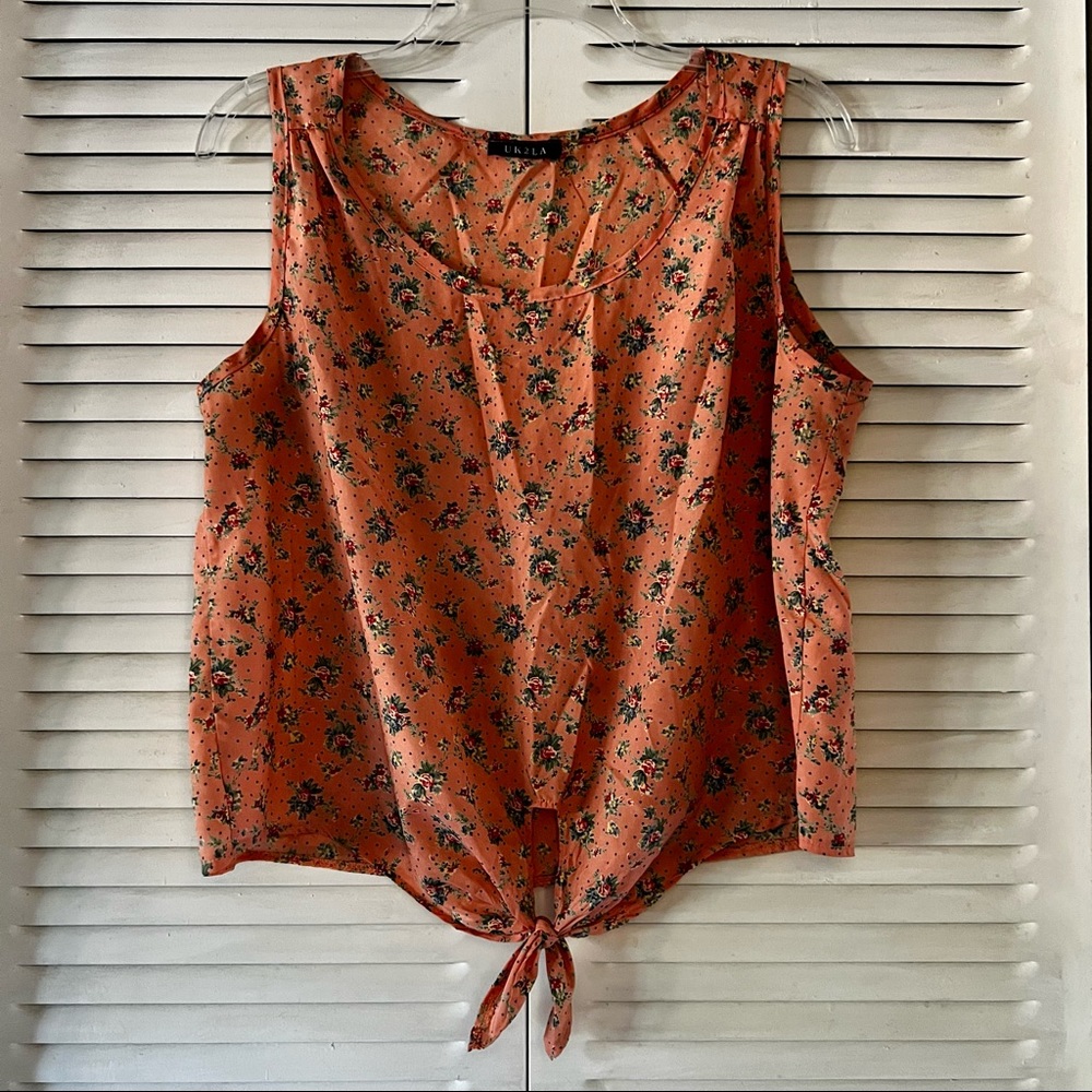 UK2LA floral sleeveless top